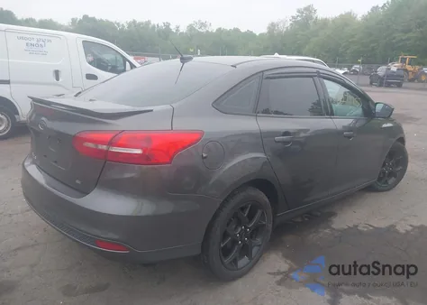 2015 Ford Focus Se z USA, uszkodzony, nr VIN 1FADP3F28FL353185
